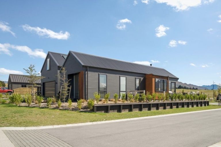 Photo of property in Northlake, 60 Obelisk Street, Wanaka, 9305