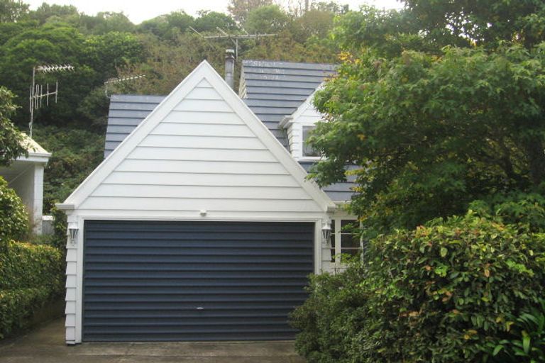 Photo of property in 5 Khouri Avenue, Karori, Wellington, 6012