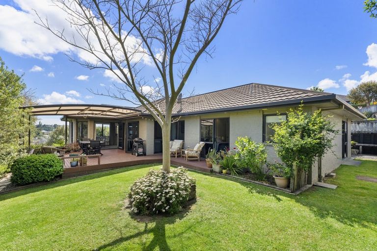 Photo of property in 166 Waterside Drive, Pyes Pa, Tauranga, 3112