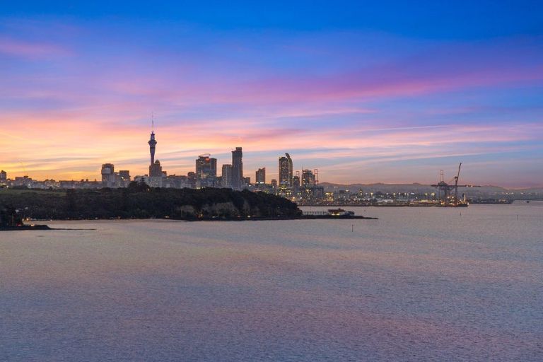 Photo of property in 55 Cliff Road, Saint Heliers, Auckland, 1071