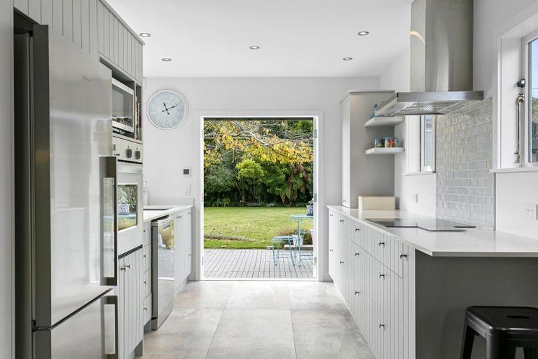 Photo of property in 61 Chesham Avenue, Waipahihi, Taupo, 3330