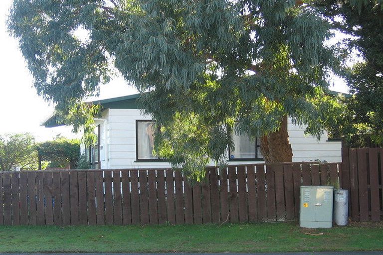 Photo of property in 6 Linwood Drive, Paraparaumu, 5032