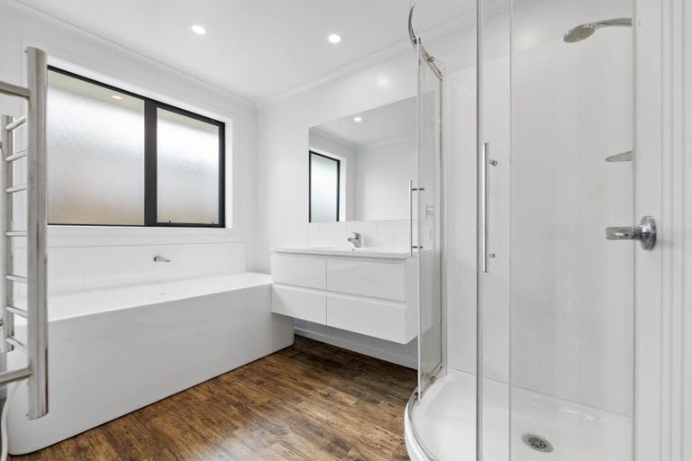 Photo of property in 12 Aklander Rise, Flat Bush, Auckland, 2019