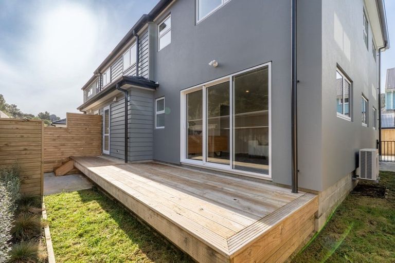 Photo of property in 20c Korau Grove, Stokes Valley, Lower Hutt, 5019