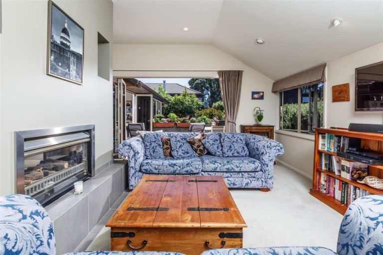 Photo of property in 47 Auld Street, Torbay, Auckland, 0630