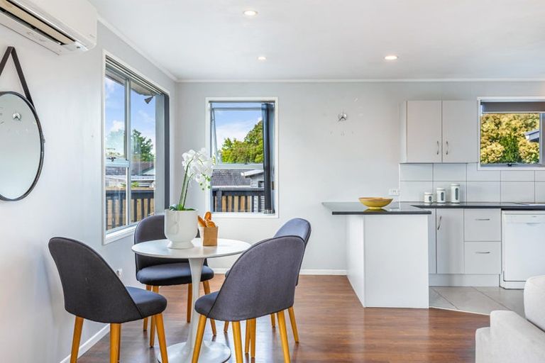 Photo of property in 8 Frostbite Place, Ranui, Auckland, 0612