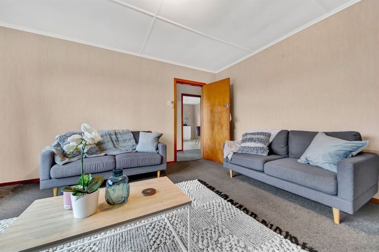 Photo of property in 2/15a Sole Avenue, Bell Block, New Plymouth, 4312