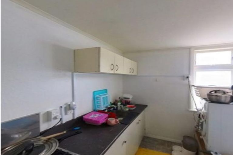 Photo of property in 8 Central Terrace, Alicetown, Lower Hutt, 5010
