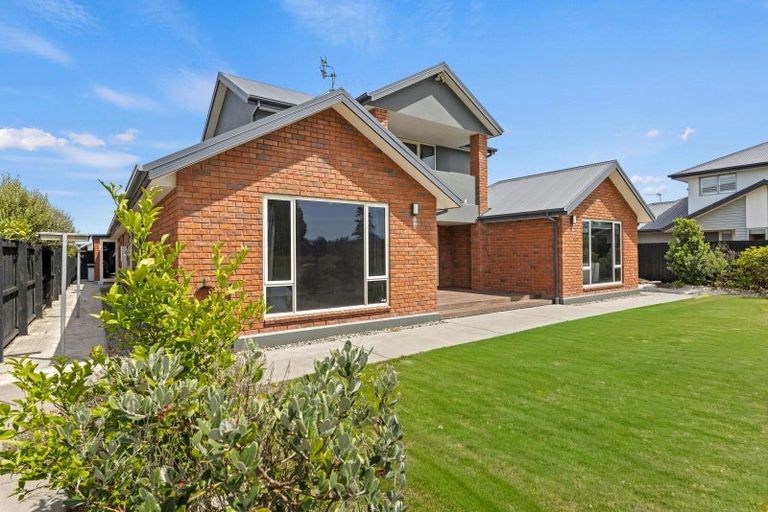 Photo of property in 512 Bower Avenue, Parklands, Christchurch, 8083