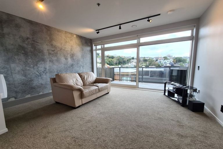Photo of property in Vedado Apartments, 307/41 Hopper Street, Mount Cook, Wellington, 6011