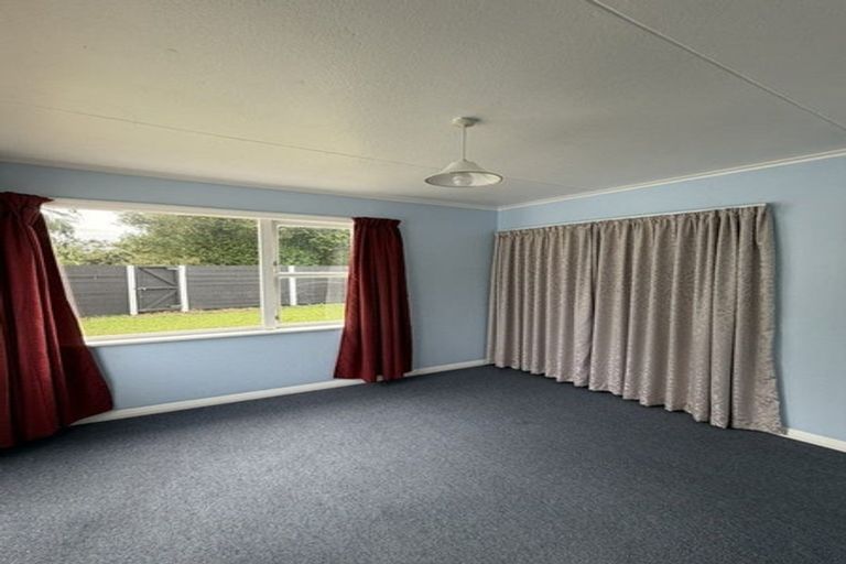 Photo of property in 130a Main Road North, Woodend, 7610