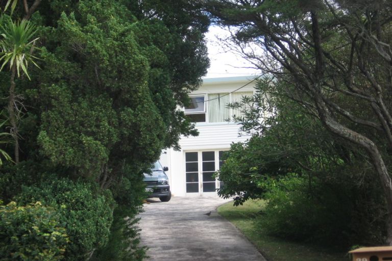 Photo of property in 41 South Lynn Road, Titirangi, Auckland, 0604