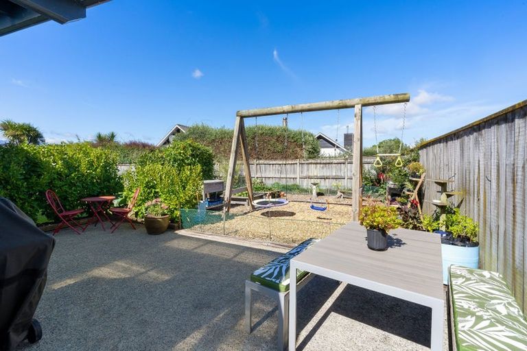 Photo of property in 21 Okarito Avenue, Levin, 5510