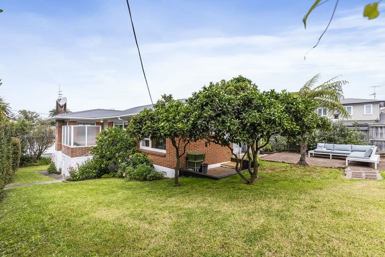 Photo of property in 28 Richmond Avenue, Northcote Point, Auckland, 0627