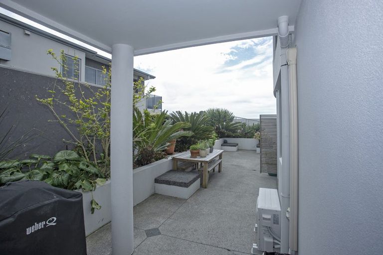 Photo of property in 1/203 Marine Parade, Mount Maunganui, 3116