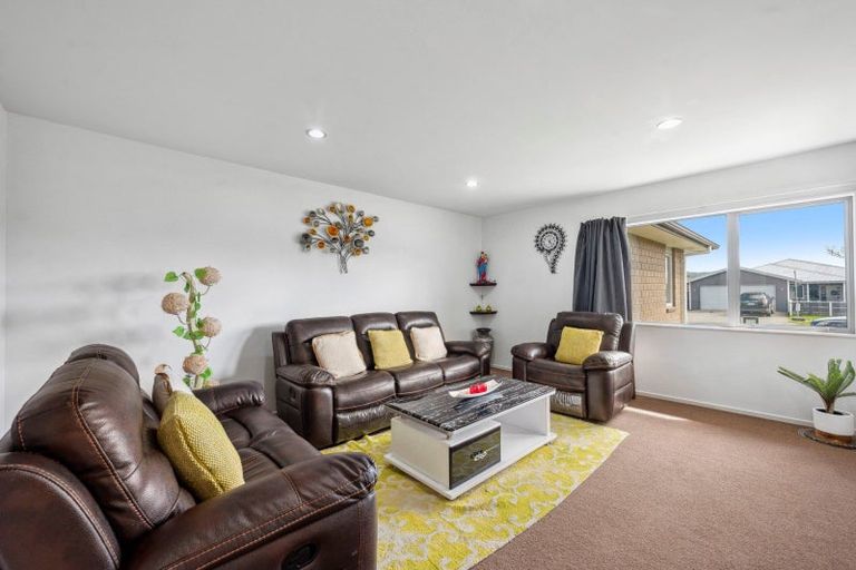 Photo of property in 10 Kipling Crescent, Owhata, Rotorua, 3010