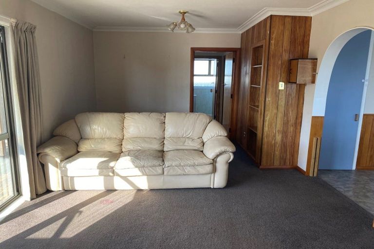 Photo of property in 12 Saint Annes Street, Levin, 5510