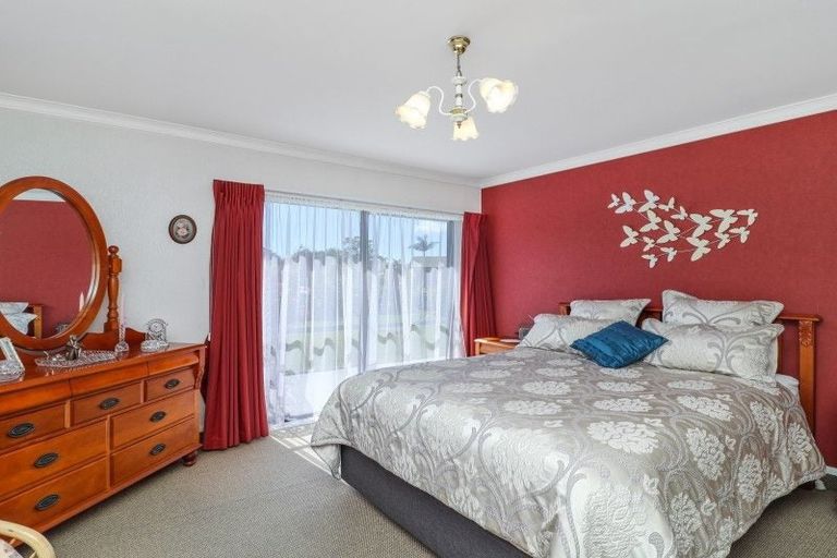 Photo of property in 2 Melia Place, Mount Maunganui, 3116