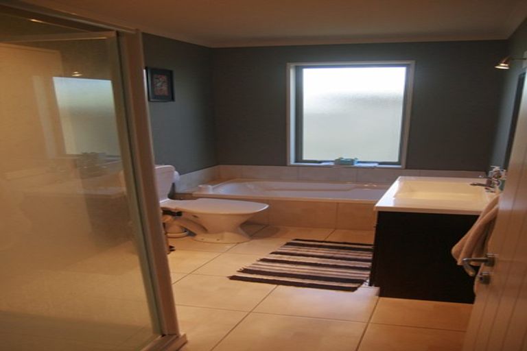 Photo of property in 1a Andrews Crescent, Spreydon, Christchurch, 8024