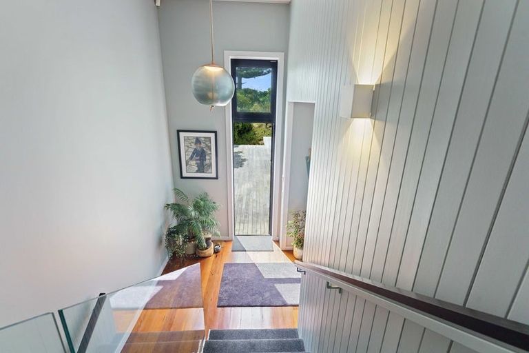 Photo of property in 7 Tutere Street, Waikanae Beach, Waikanae, 5036