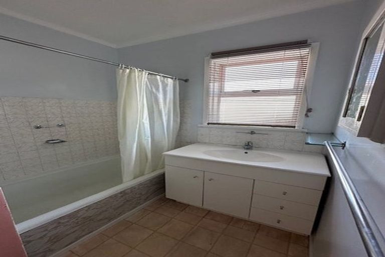 Photo of property in 49 Westminster Road, Wainuiomata, Lower Hutt, 5014