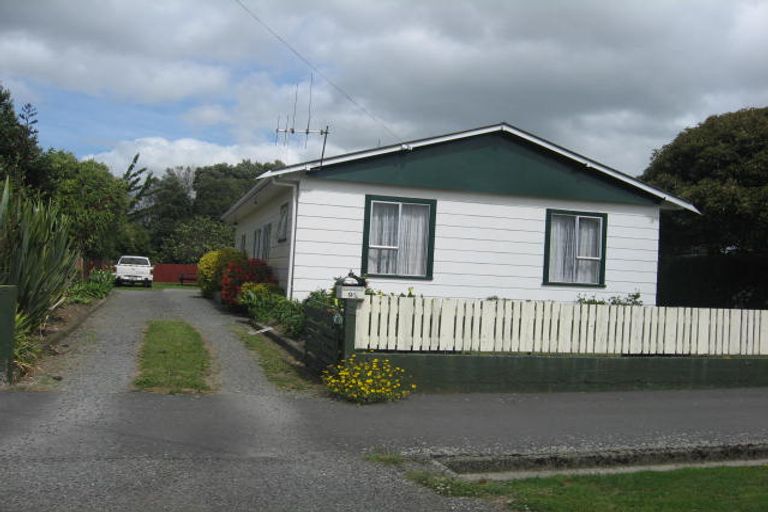 Photo of property in 99 Tyndall Street, Pahiatua, 4910