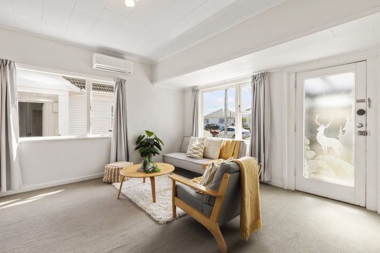 Photo of property in 10 Fife Lane, Miramar, Wellington, 6022