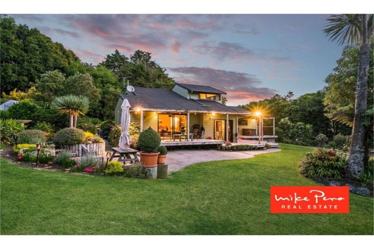 Photo of property in 168 Carter Road, Oratia, Auckland, 0604