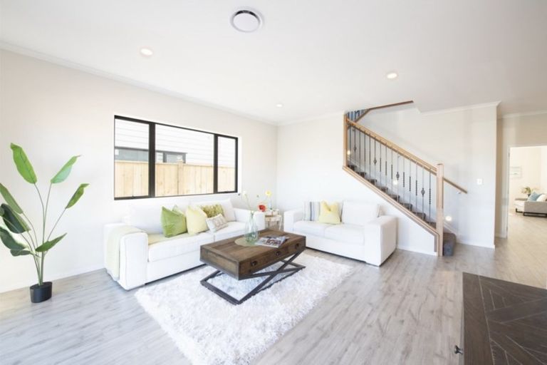 Photo of property in 29 Ballindrait Drive, Flat Bush, Auckland, 2019