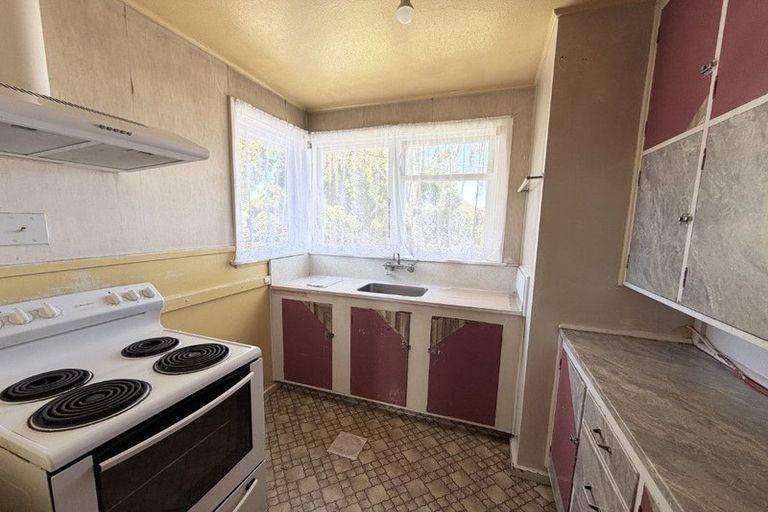 Photo of property in 46 Hooker Avenue, Bryndwr, Christchurch, 8053