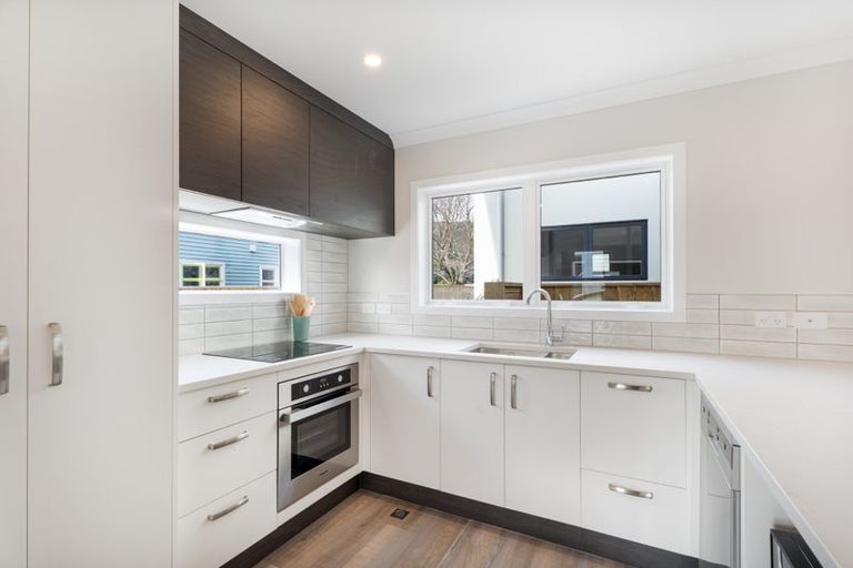 Photo of property in 20c Korau Grove, Stokes Valley, Lower Hutt, 5019