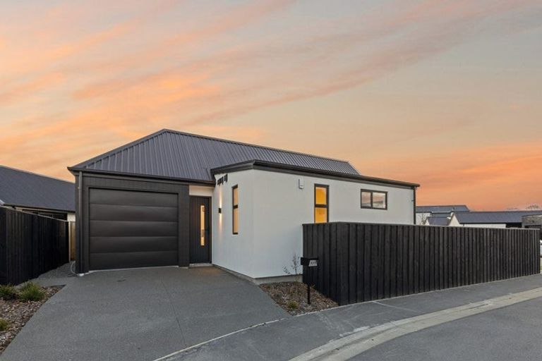 Photo of property in 1/1 Hebe Lane, Northwood, Christchurch, 8051