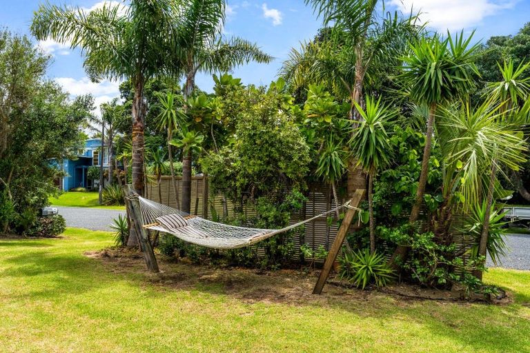 Photo of property in 9 Aspden Place, Matapouri, Whangarei, 0173