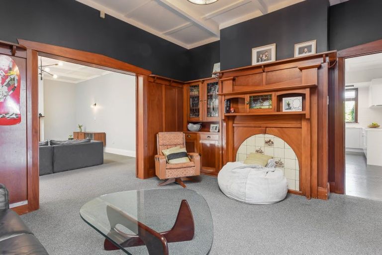 Photo of property in 19 Tipahi Street, Nelson South, Nelson, 7010