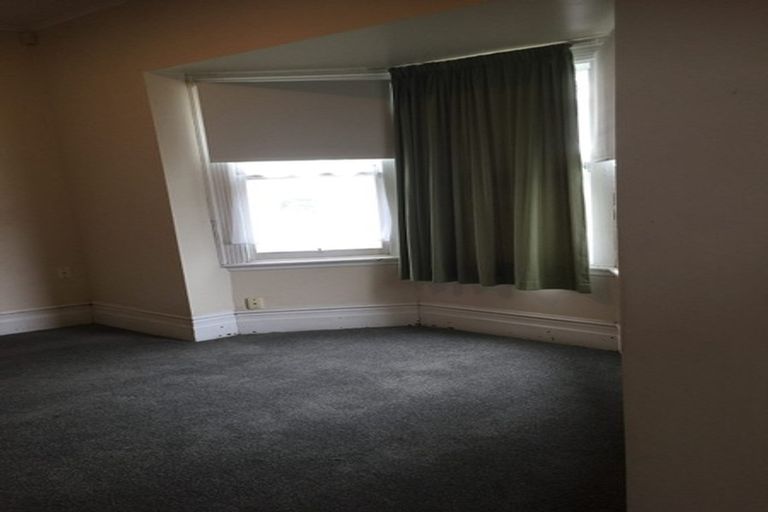 Photo of property in 27 Nairn Street, Mount Cook, Wellington, 6011