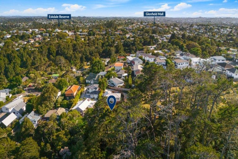 Photo of property in 14b Coroglen Avenue, Birkenhead, Auckland, 0626