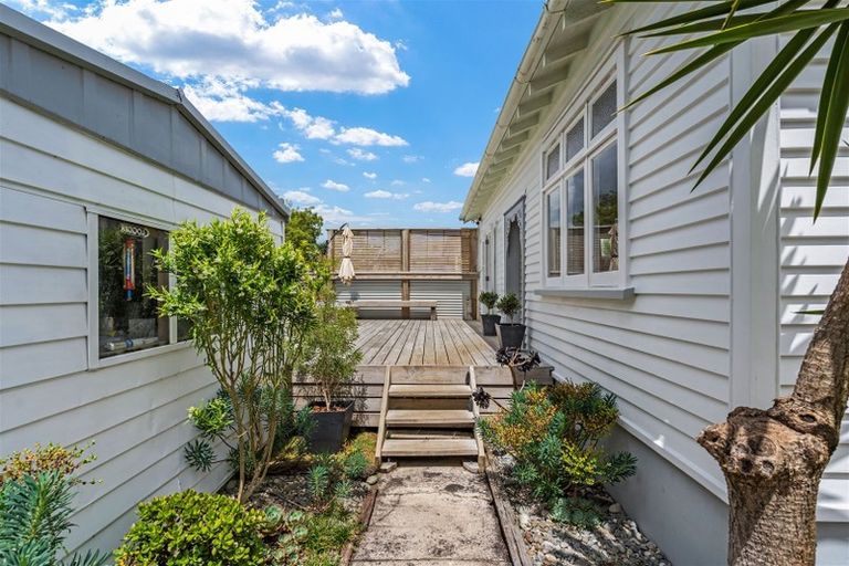 Photo of property in 42 Pukeatua Road, Maungatapere, Whangarei, 0179