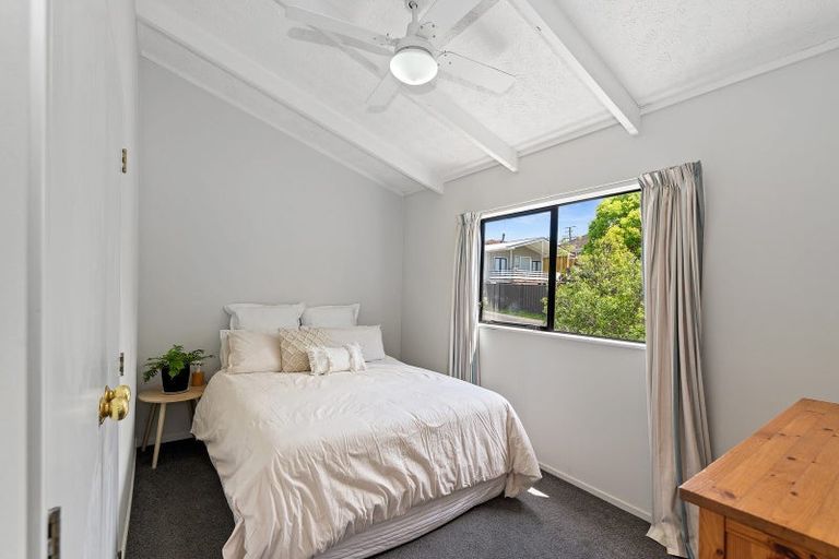 Photo of property in 61a Jaemont Avenue, Te Atatu South, Auckland, 0610