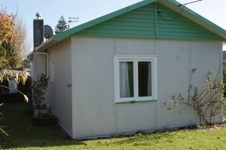 Photo of property in 41 Ngaio Street, Otaki Beach, Otaki, 5512