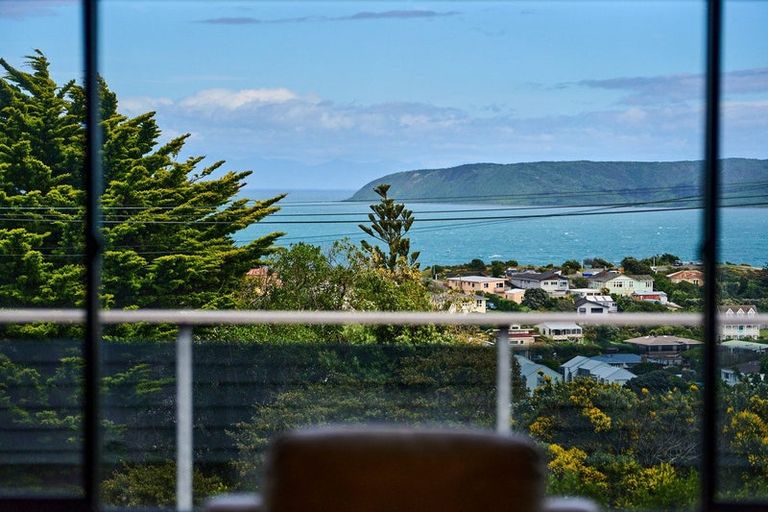 Photo of property in 26 Herewini Street, Titahi Bay, Porirua, 5022