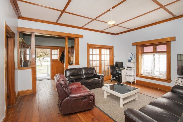 Photo of property in 14 Wellington Street, Te Hapara, Gisborne, 4010