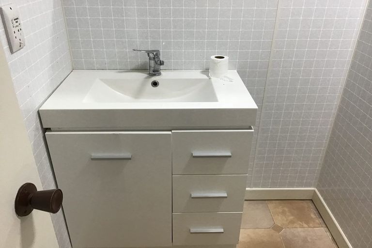 Photo of property in 17 Third Avenue, Avenues, Whangarei, 0110