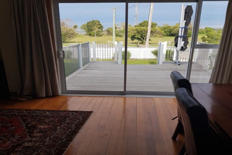 Photo of property in 389 Estuary Road, South New Brighton, Christchurch, 8062