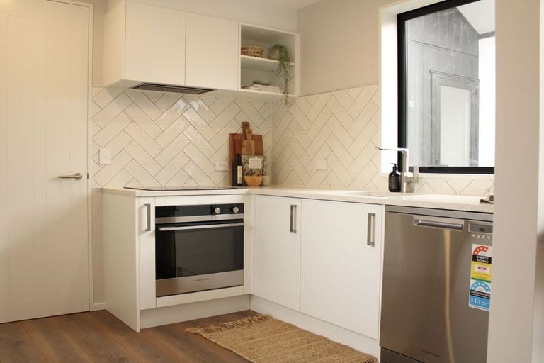 Photo of property in 60b Condell Avenue, Papanui, Christchurch, 8053