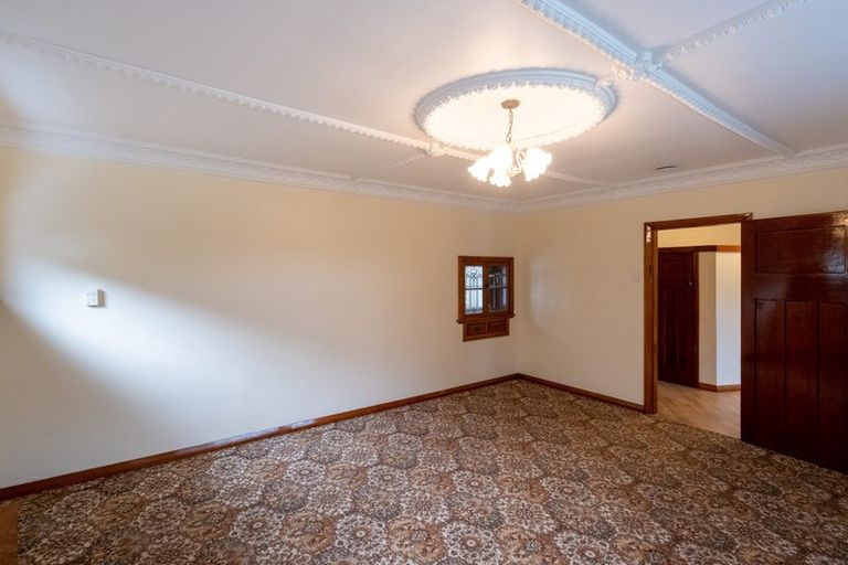 Photo of property in 19 Page Street, Stratford, 4332