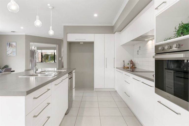 Photo of property in 3 Northbrook Glen, Flagstaff, Hamilton, 3210