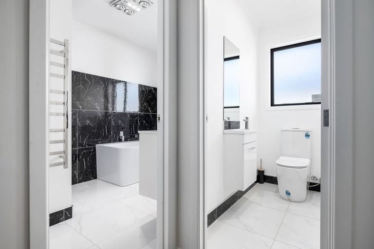 Photo of property in 12 Paiaka Place, Rototuna North, Hamilton, 3210