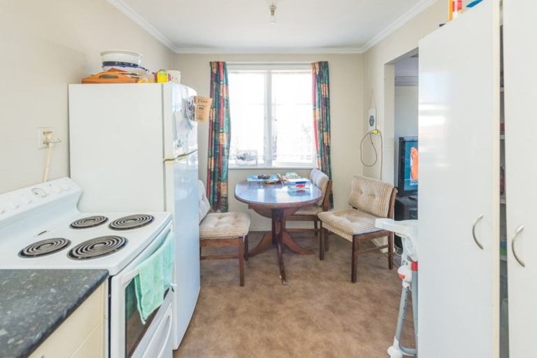 Photo of property in 5 Karewa Street, Castlecliff, Whanganui, 4501