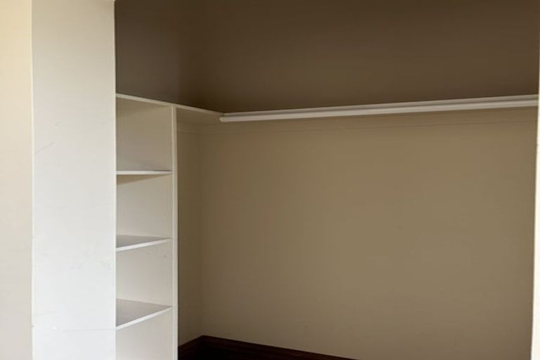 Photo of property in 107 Pirie Street, Mount Victoria, Wellington, 6011