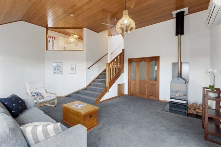 Photo of property in 13 Nehru Place, Cashmere, Christchurch, 8022